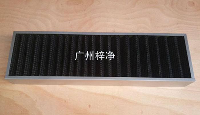 活性碳過濾器廣泛用于化學(xué)、制藥、食品、娛樂場(chǎng)所、需要凈化空氣的場(chǎng)所， 有害氣體如苯、甲醛、氨氣等的吸附脫除 溶劑的回收 ，采用活性炭氈比表面積大，吸附能力強(qiáng)，迅速處理各種有害氣體, 有效潔凈空氣對(duì)氣味的控制。